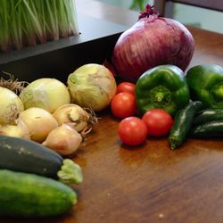 Deltaville Marina - Fresh vegetable and herb garden for customers.