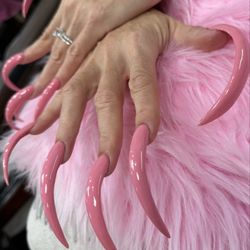 Mk Nails