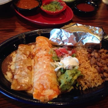 Chelly's Cafe - From the large selection of dinner combo plates! $8.98! - Mexican Near Me - Kansas City, Missouri Chelly's Cafe - From the large selection of dinner combo plates! $8.98! - Mexican Near Me - Kansas City, Missouri