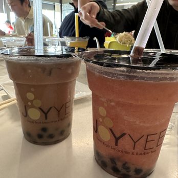 Joy Yuan Noodle - Coconut Black Milk Tea (A) Strawberry Lychee Smoothie - Noodles Near Me - Naperville, Illinois Joy Yuan Noodle - Coconut Black Milk Tea (A) Strawberry Lychee Smoothie - Noodles Near Me - Naperville, Illinois