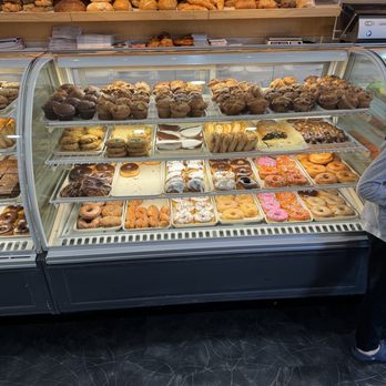 Breads Unlimited - Inside - Bakeries Near Me - Bethesda, Maryland