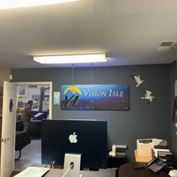 Visionisle - Cutie little office