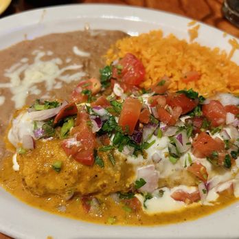 Casa Bravos Mexican Bistro - Burrito De La Roqueta - Mexican Near Me - Norwalk, Ohio Casa Bravos Mexican Bistro - Burrito De La Roqueta - Mexican Near Me - Norwalk, Ohio