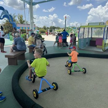Peppa Pig Theme Park - Amusement Parks Near Me - Cypress Gardens, Florida Peppa Pig Theme Park - Amusement Parks Near Me - Cypress Gardens, Florida