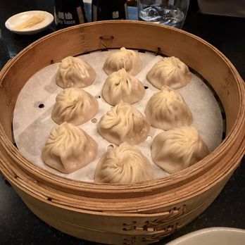 Din Tai Fung - Kurobuta Pork Xiao Long Bao (10 each) 9/10 - Taiwanese Near Me - Arcadia, California Din Tai Fung - Kurobuta Pork Xiao Long Bao (10 each) 9/10 - Taiwanese Near Me - Arcadia, California