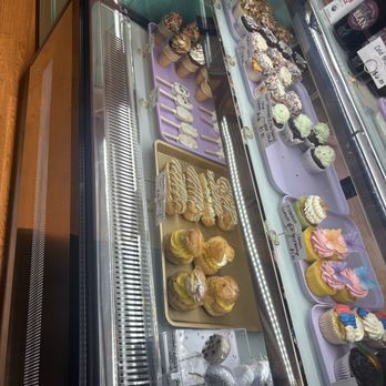 The Baked Bean - Bakeries Near Me - Pittsburgh, Pennsylvania