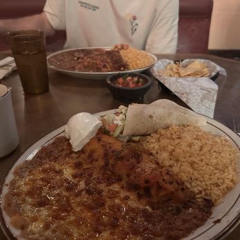 Avilas El Ranchito - Combination - Mexican Near Me - Costa Mesa, California Avilas El Ranchito - Combination - Mexican Near Me - Costa Mesa, California