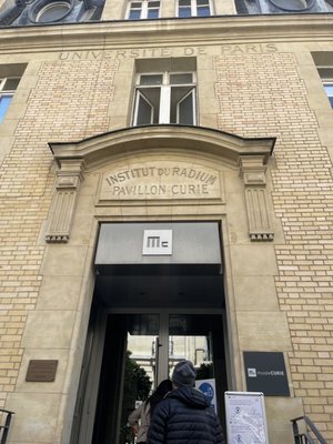 Curie Museum by null