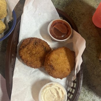 Friday's Seafood And More - Crab cakes - Seafood Near Me - Waco, Texas