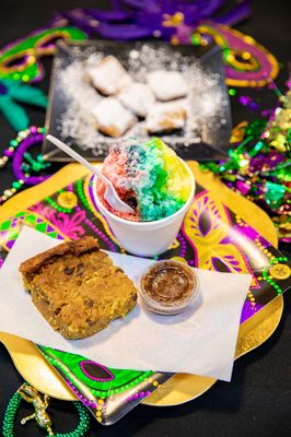 Just Loaf'N Poboys & Snoballs by null