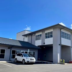Calvin & Susie - New location on Waialae!