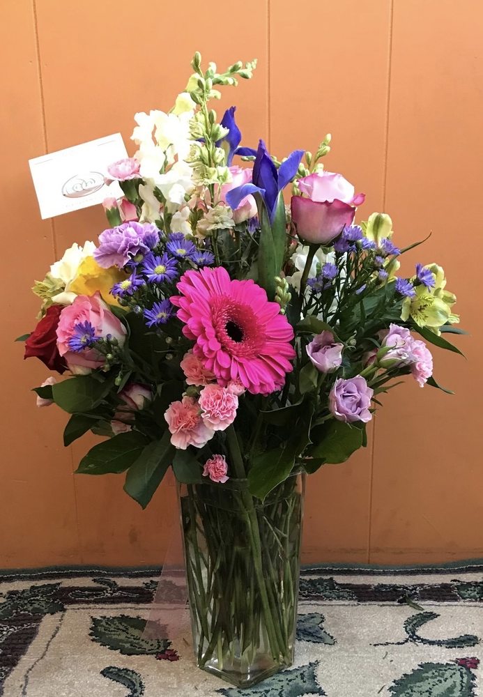 MAPLEHURST FLORIST 11 Photos & 18 Reviews 10 Lincoln St, Essex