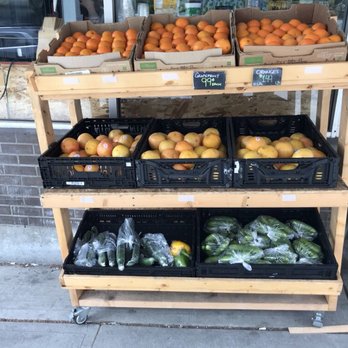Golden Choice Market - This #Local store is an awesome option for #Healthy groceries here in this area. The have fresh salads, wraps, smoothies that are healthy - Grocery Near Me - Vancouver, British Columbia