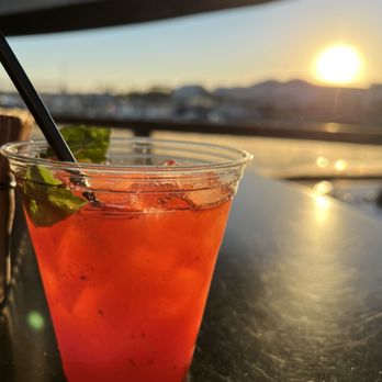 Avenue Pub - Orange Beach - Strawberry basil cocktail - American Near Me - Orange Beach, Alabama