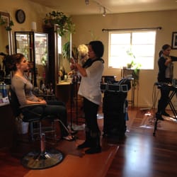 Patricia Vega "Hair & Makeup Studio"
