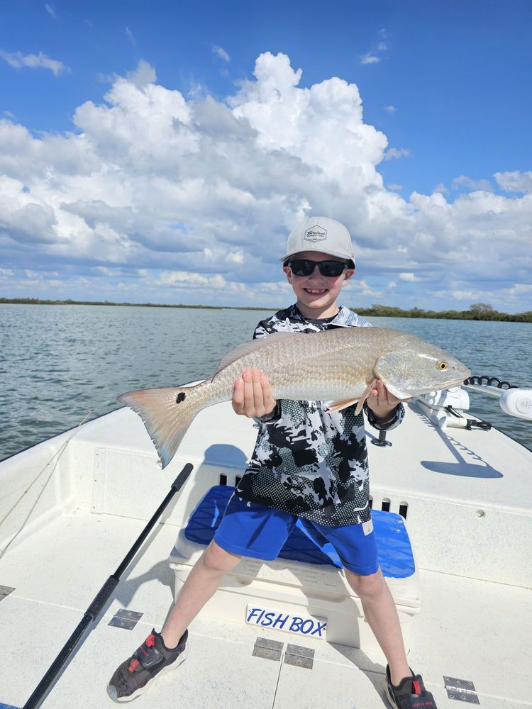 Finntastick Charters Logo