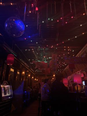 Gene's by null
