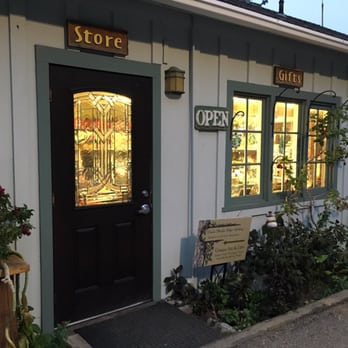 Lucia Lodge - Bed & Breakfast Near Me - Big Sur, California