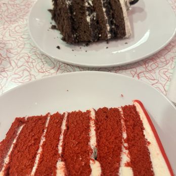 Rick's Dessert Diner - Slice of red velvet cake and Oreo cake - Desserts Near Me - Sacramento, California Rick's Dessert Diner - Slice of red velvet cake and Oreo cake - Desserts Near Me - Sacramento, California