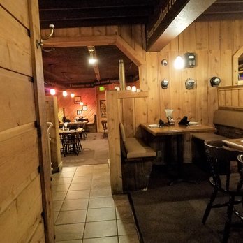Bynum's Steakhouse - dining area - Steakhouses Near Me - Indianapolis, Indiana