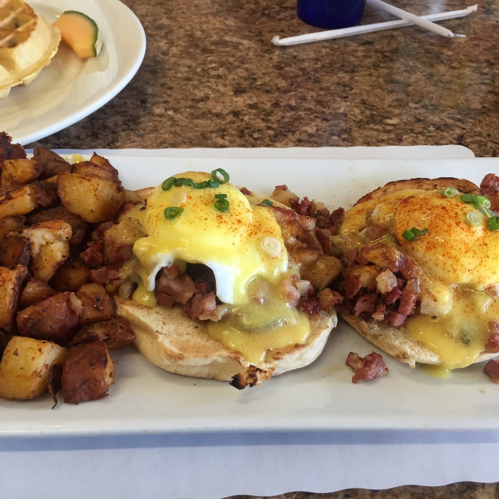 Corner Cafe - Hash benedict - Cafes Near Me - Stoughton, Massachusetts Corner Cafe - Hash benedict - Cafes Near Me - Stoughton, Massachusetts