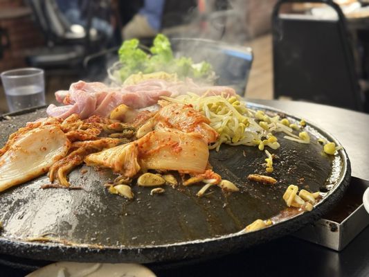 Tong Sam Gyup Goo Yi by null