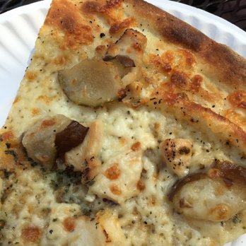 OTTO - Chicken and pear - Pizza Near Me - Cambridge, Massachusetts