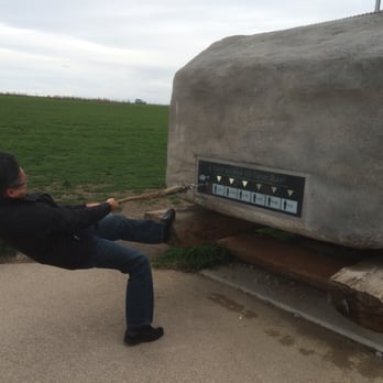 Stonehenge - Damn rock is heavier than it looks - Landmarks & Historical Buildings Near Me - Amesbury, WIL Stonehenge - Damn rock is heavier than it looks - Landmarks & Historical Buildings Near Me - Amesbury, WIL