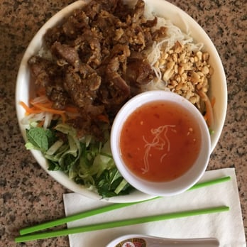 Pho 888 - Pork Bún tht nng! Rice Vermicelli noodles, grilled marinated pork, cilantro, pickled Carrot/radish, peanut, bean sprout, cucumber - Vietnamese Near Me - Chicago, Illinois Pho 888 - Pork Bún tht nng! Rice Vermicelli noodles, grilled marinated pork, cilantro, pickled Carrot/radish, peanut, bean sprout, cucumber - Vietnamese Near Me - Chicago, Illinois