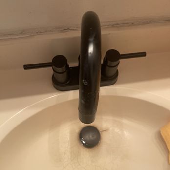 Scandinavian Cleaning - she didn't wipe off the faucet - Home Cleaning Near Me