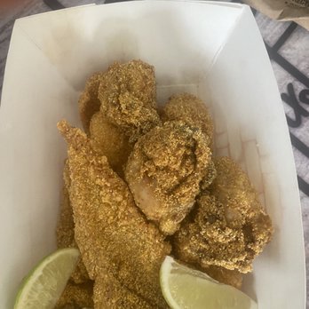 1 Seafood and Chicken Restaurant - 4 Catfish/ 4 Oysters - Seafood Near Me - Oakland, California
