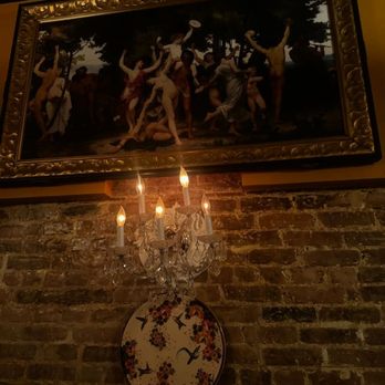 IL Carino Restaurant - Decor. - Italian Near Me - New York, New York