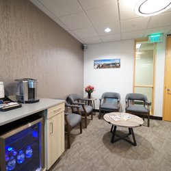 Lynnwood Periodontics & Implants - Beverage Bar