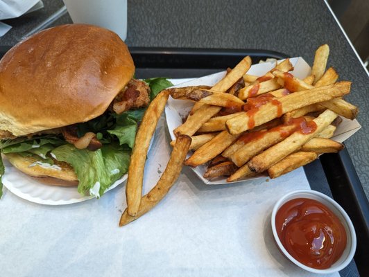 Rock's Chicken & Fries by null