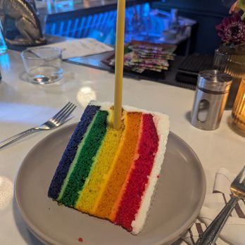 Hunter & Thief - Free cake! For anniversary - Cocktail Bars Near Me - Lindenhurst, New York