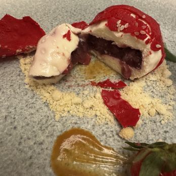 La Casona STK - Inside of the strawberry jam/ jello dessert - Steakhouses Near Me - Cancún, ROO La Casona STK - Inside of the strawberry jam/ jello dessert - Steakhouses Near Me - Cancún, ROO