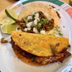 Tacos El Sol - Birria and asada