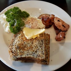 Acorn Cafe - Baron, Egge on toast