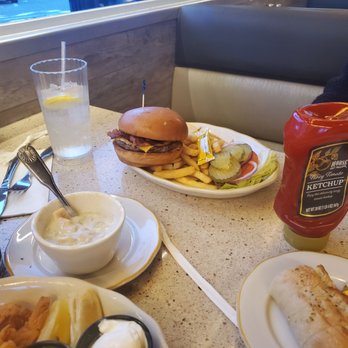 Brad's Restaurant - Just a a bacon cheeseburger - Seafood Near Me - Pismo Beach, California