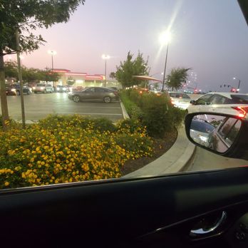 In-N-Out Burger - Typical for a Saturday night! - Fast Food Near Me - Sacramento, California In-N-Out Burger - Typical for a Saturday night! - Fast Food Near Me - Sacramento, California