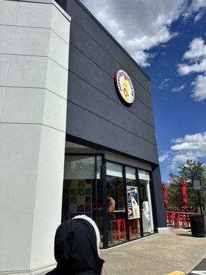 Dave's Hot Chicken by null
