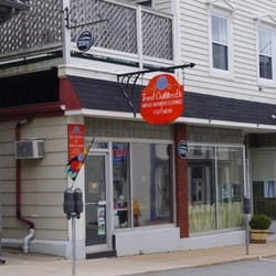 Smugglers Cove Inn