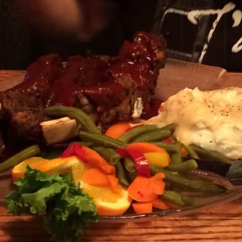 Hale's Restaurant - American Near Me - Hermiston, Oregon