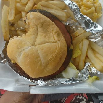 G's Flavor House - 2nd time having G Flavors Fried Bologna Sandwich. Mac and Fries. 1st time at Autumn Rush Winery Food Truck Friday. - Soul Food Near Me G's Flavor House - 2nd time having G Flavors Fried Bologna Sandwich. Mac and Fries. 1st time at Autumn Rush Winery Food Truck Friday. - Soul Food Near Me