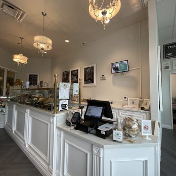 Oak Grove Center Culinary Creations - Bakeries Near Me - Temecula, California