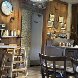 Off Shore Pier Restaurant & Fish Market