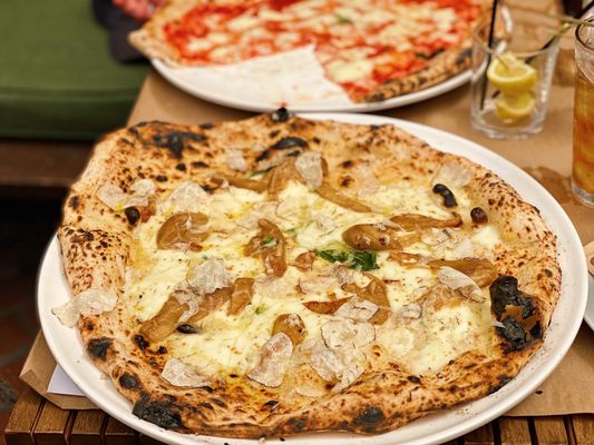 L’Antica Pizzeria da Michele by null L’Antica Pizzeria da Michele by null