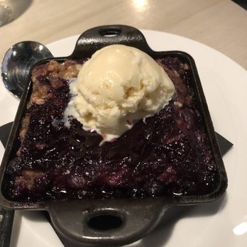 Table 28 - Berry Crumble - New American Near Me - Little Rock, Arkansas Table 28 - Berry Crumble - New American Near Me - Little Rock, Arkansas