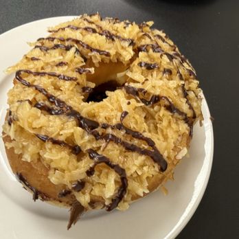 Donut Villa Diner - Donuts Near Me - Malden, Massachusetts Donut Villa Diner - Donuts Near Me - Malden, Massachusetts
