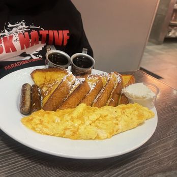 Griddle 24 - Old-Fashioned French Toast(4) - Diners Near Me - Chicago, Illinois